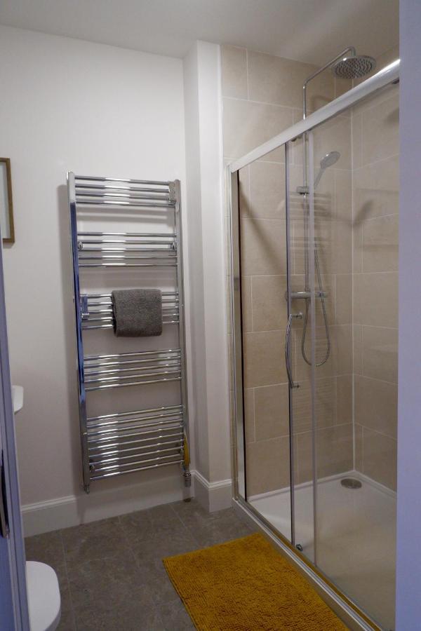 No 7 Quiet, Two Bedroom Ground Floor Flat In Tornagrain Great For Early Airport Departures Or Late Flights Dalcross Zewnętrze zdjęcie